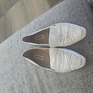 Steven Madden Snake Skin Flats